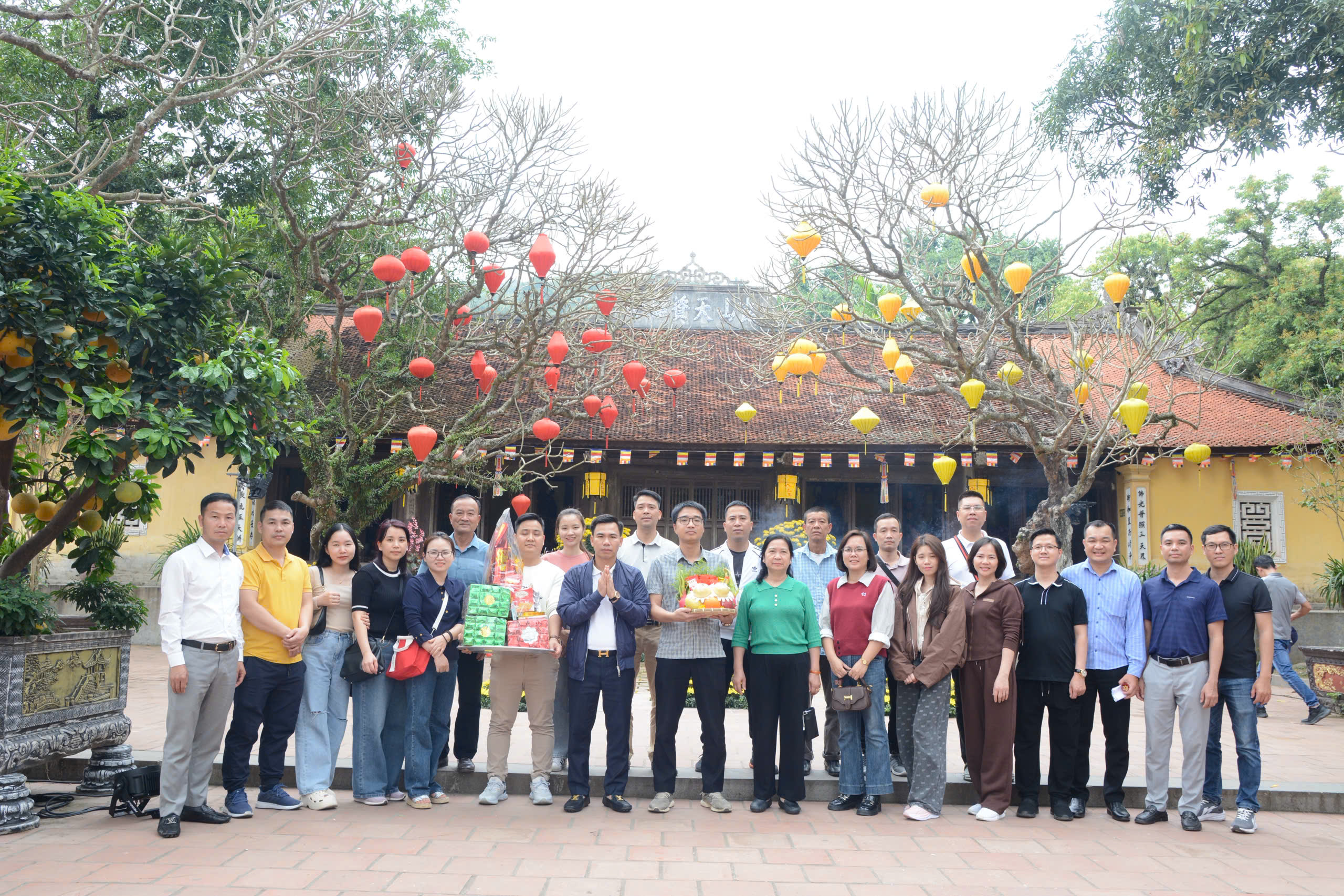 DU XUÂN DÂNG HƯƠNG ĐẦU NĂM 2026